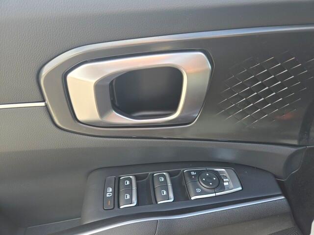 new 2025 Kia Sorento car, priced at $36,368
