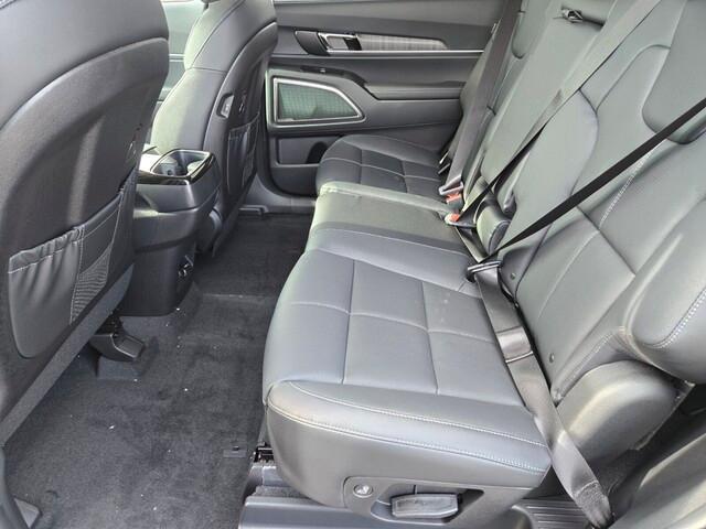 new 2025 Kia Telluride car, priced at $40,267