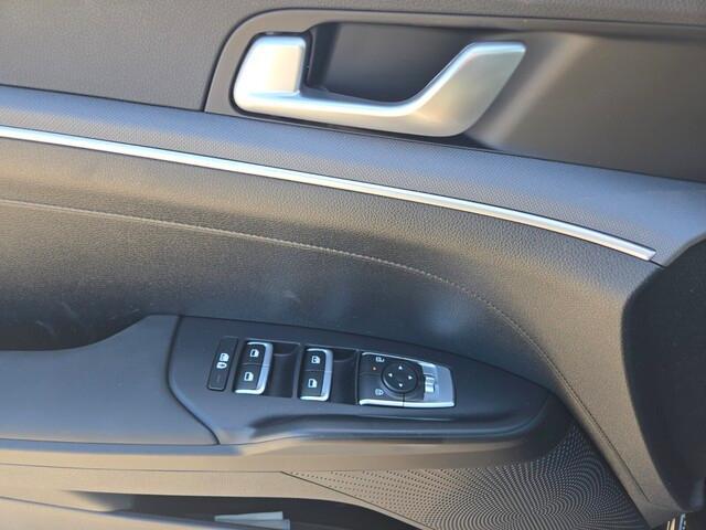 new 2025 Kia K5 car, priced at $27,467