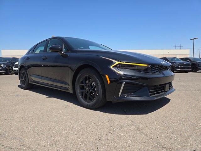 new 2025 Kia K5 car, priced at $27,467