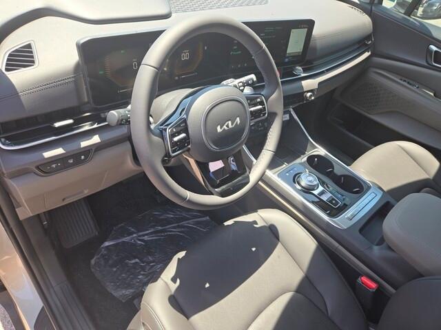 new 2025 Kia Carnival Hybrid car, priced at $43,030