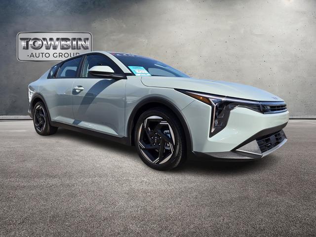 used 2025 Kia K4 car, priced at $22,700
