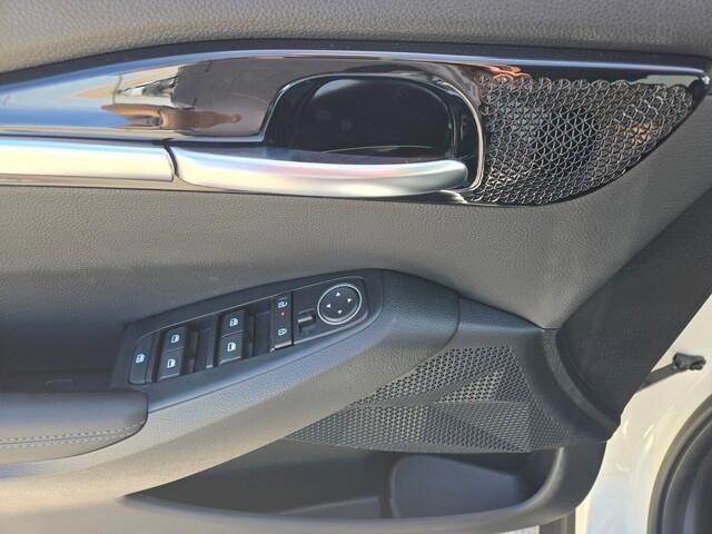 new 2025 Kia Seltos car, priced at $26,012