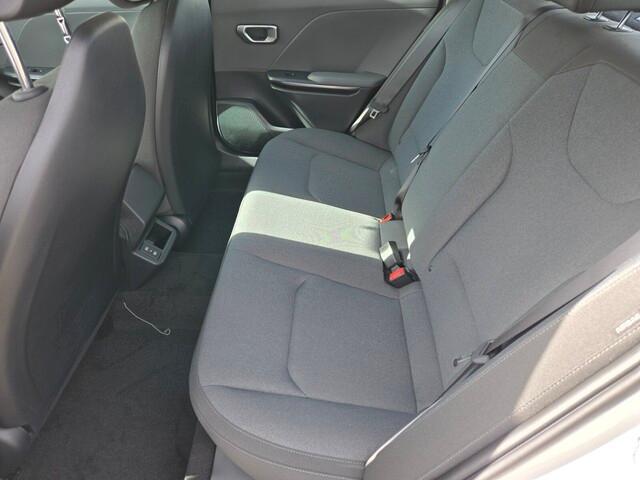 new 2025 Kia K4 car, priced at $23,692