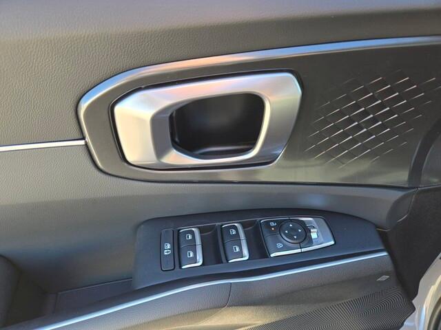 new 2025 Kia Sorento car, priced at $35,750