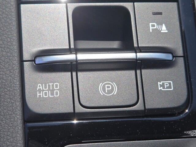 new 2025 Kia K5 car, priced at $30,814