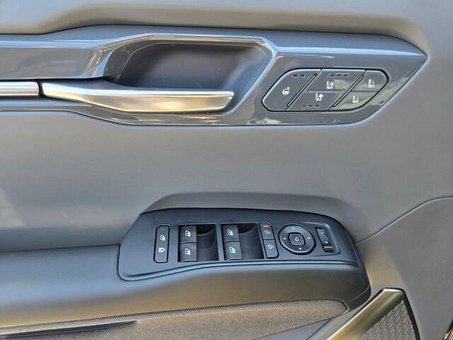 new 2026 Kia EV9 car, priced at $62,967