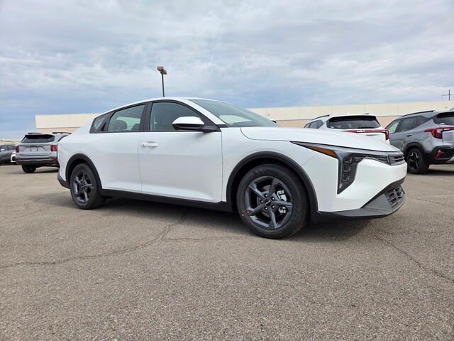new 2025 Kia K4 car, priced at $23,692