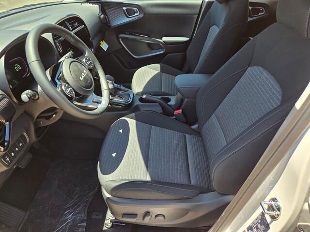 new 2025 Kia Soul car, priced at $25,404