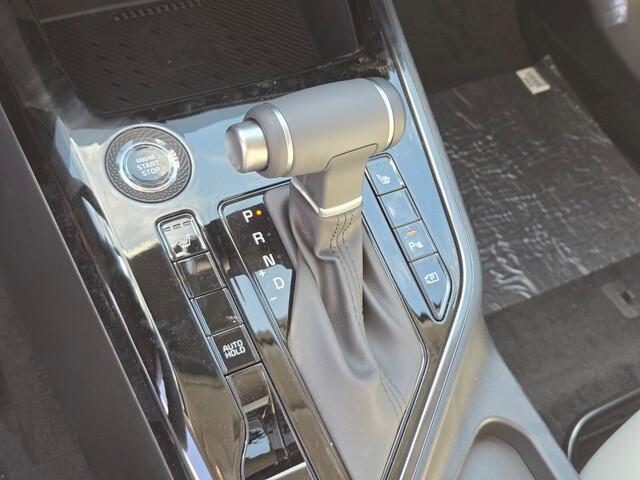 new 2025 Kia Niro car, priced at $29,833