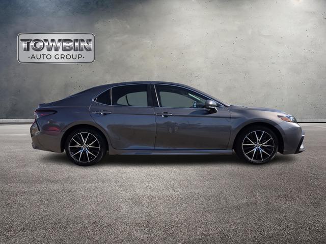 used 2023 Toyota Camry Hybrid car, priced at $28,290