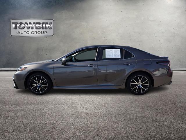 used 2023 Toyota Camry Hybrid car, priced at $28,290