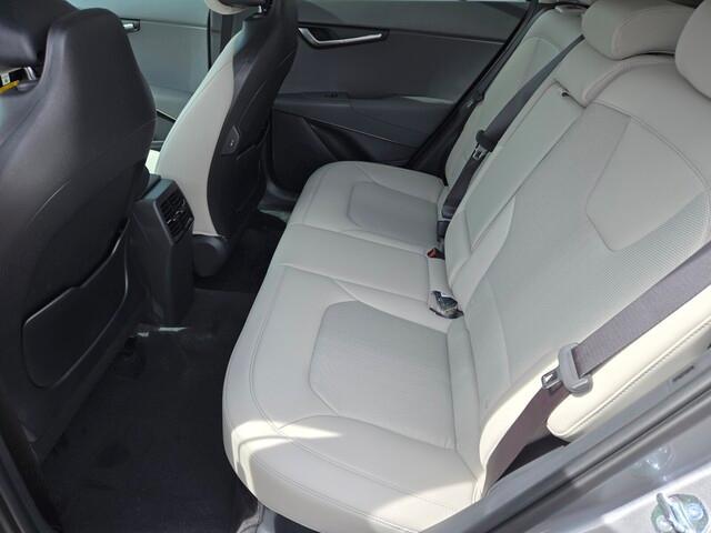 new 2025 Kia Niro car, priced at $30,686