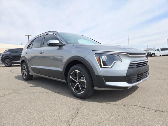 new 2025 Kia Niro car, priced at $30,686