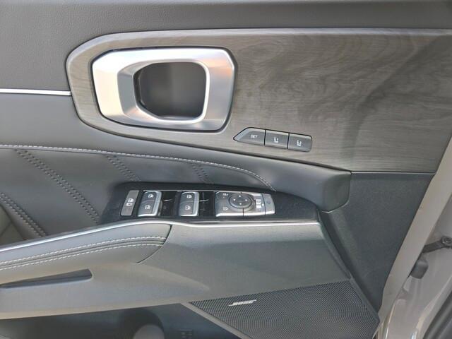 new 2025 Kia Sorento car, priced at $44,810