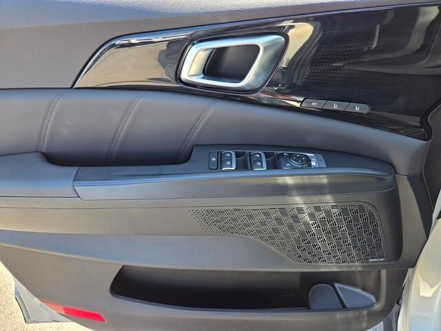 used 2025 Kia Carnival car, priced at $47,990
