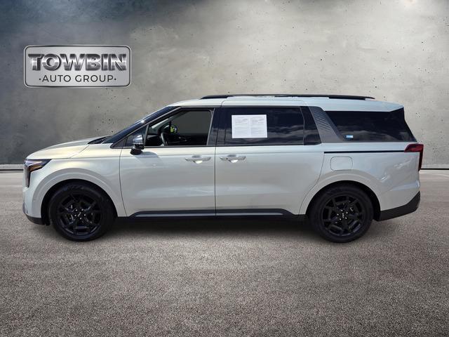 used 2025 Kia Carnival car, priced at $47,990