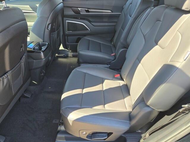 new 2025 Kia Telluride car, priced at $40,902