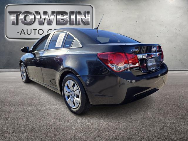 used 2014 Chevrolet Cruze car, priced at $7,990