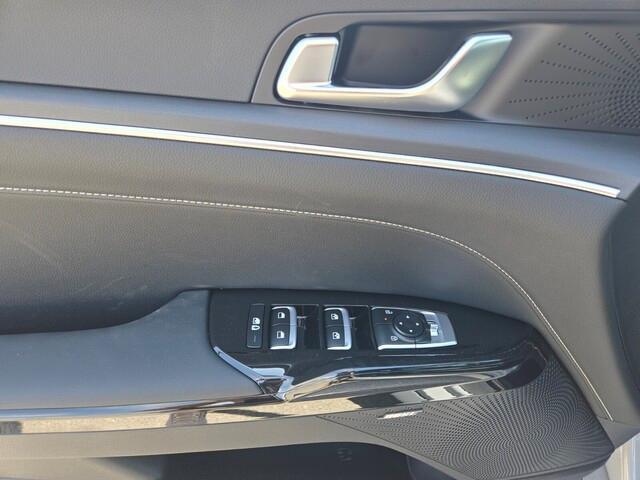 new 2025 Kia K5 car, priced at $30,564