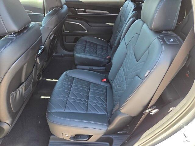 new 2025 Kia Telluride car, priced at $51,202
