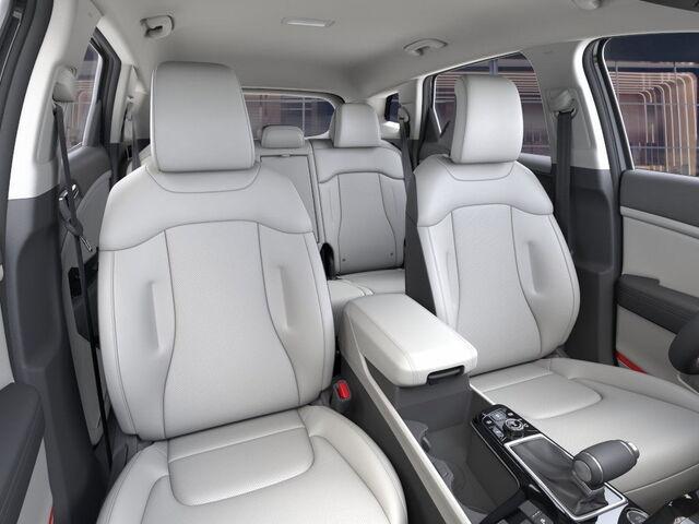 new 2025 Kia Sportage car, priced at $31,654