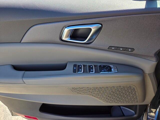 new 2026 Kia Carnival Hybrid car, priced at $47,668