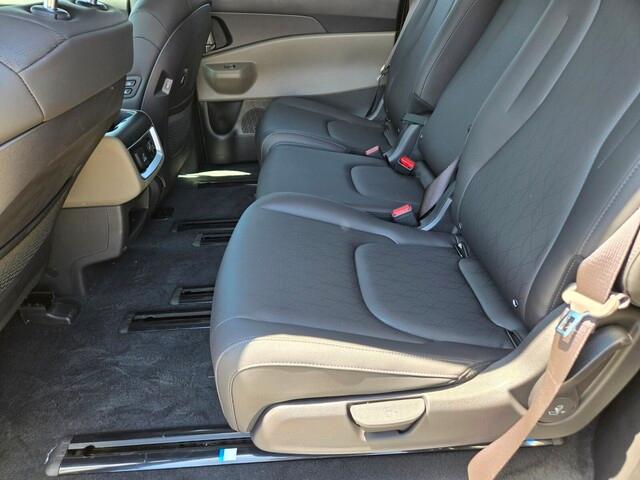 new 2026 Kia Carnival car, priced at $47,078