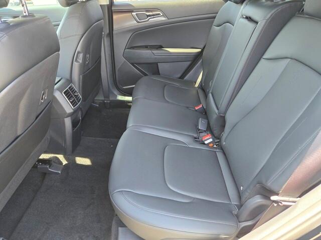 new 2025 Kia Sportage car, priced at $29,344