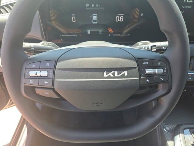 new 2025 Kia K4 car, priced at $23,303