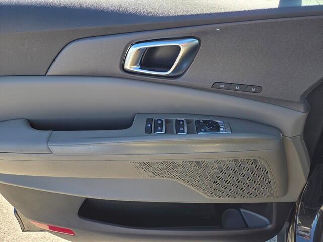 new 2026 Kia Carnival Hybrid car, priced at $48,168