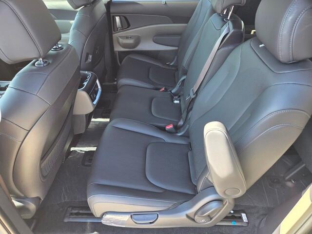 new 2026 Kia Carnival Hybrid car, priced at $48,168