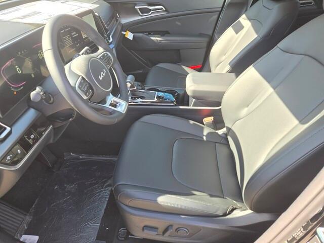 new 2025 Kia Sportage car, priced at $28,918