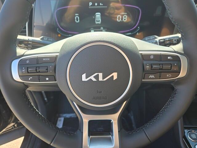 new 2025 Kia Sportage car, priced at $28,918