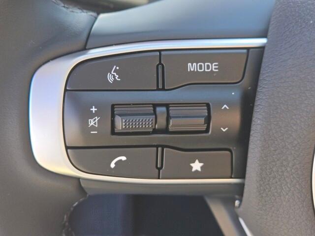 new 2025 Kia Sportage car, priced at $28,918