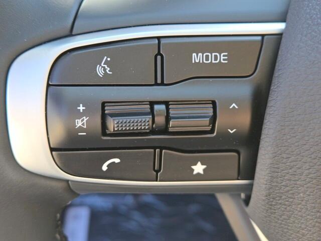 new 2025 Kia Sportage car, priced at $30,626