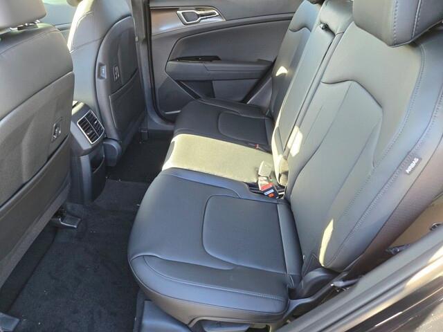 new 2025 Kia Sportage car, priced at $30,626