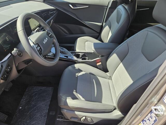 new 2025 Kia Niro car, priced at $29,444