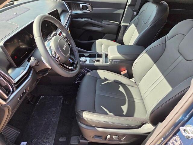 new 2025 Kia Sorento Hybrid car, priced at $34,870