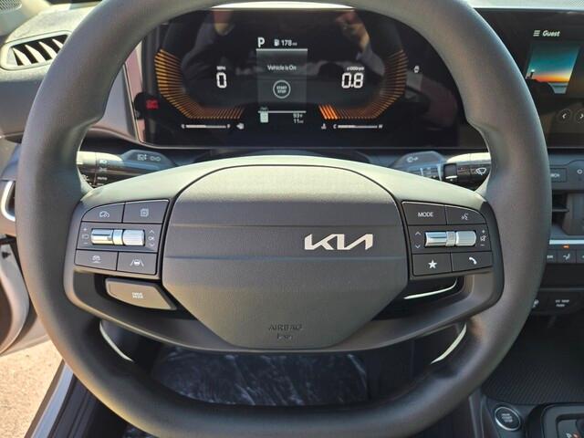 new 2025 Kia K4 car, priced at $23,692