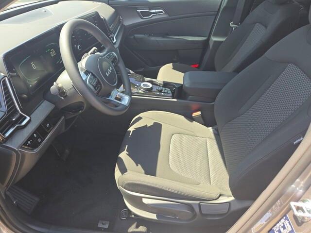 new 2025 Kia Sportage Hybrid car, priced at $29,327