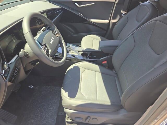 new 2025 Kia Niro car, priced at $32,263