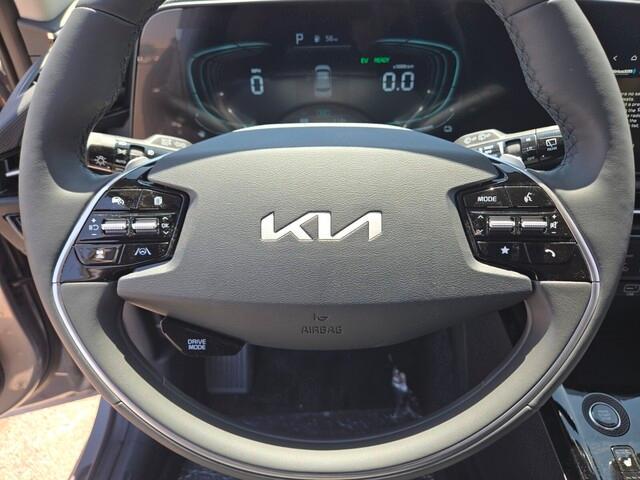 new 2025 Kia Niro car, priced at $32,263