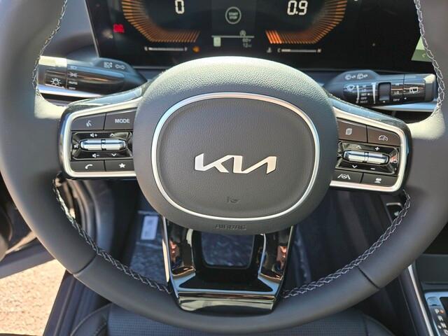 new 2025 Kia Sorento car, priced at $33,858