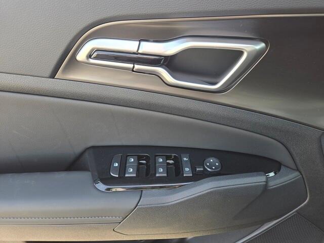 new 2025 Kia Sportage car, priced at $30,355