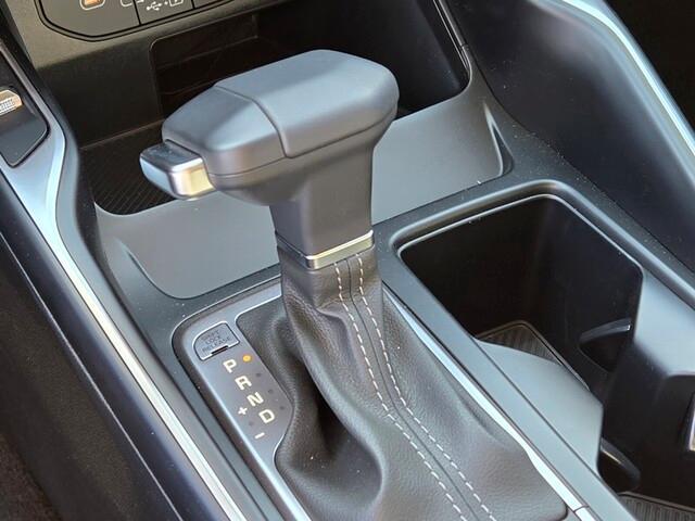 new 2025 Kia Sorento car, priced at $37,915