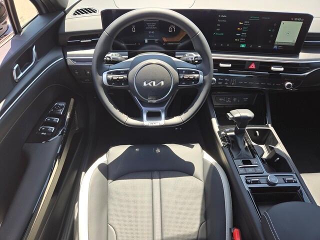 new 2025 Kia K5 car, priced at $28,594