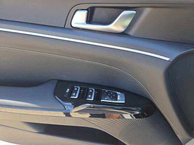 new 2025 Kia K5 car, priced at $28,594