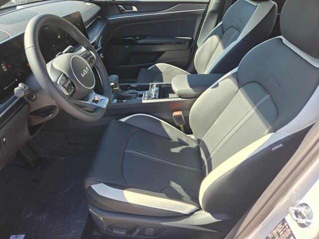 new 2025 Kia K5 car, priced at $30,814