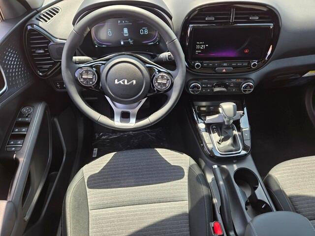 new 2025 Kia Soul car, priced at $25,404